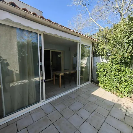 Climatisee Avec Piscine, Parking Et Terrasse A 450m De La - Fr-1-607-17 Casa de Férias